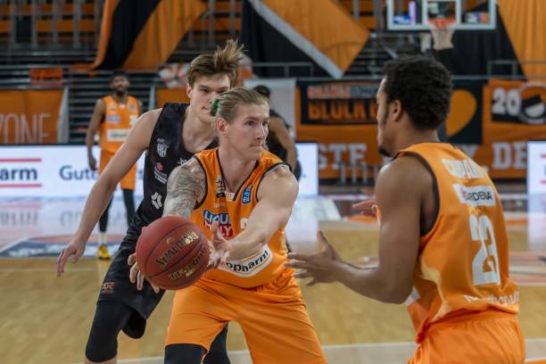 为了短期利 为了短期利