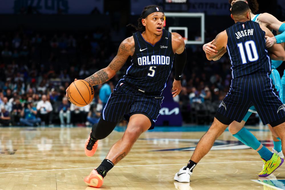 骆建佑挤下 骆建佑挤下